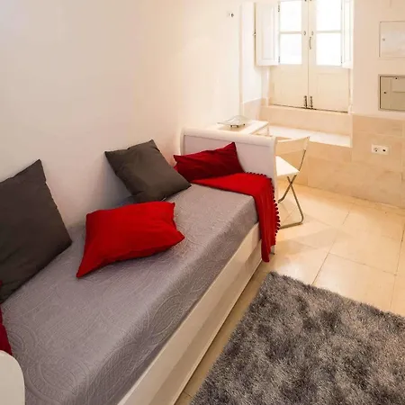 Cost Hotel Lisbon